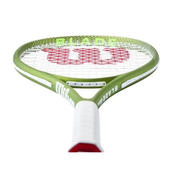 Ракетка б/т Wilson Blade Feel Team 103 за 10&nbsp;779.70 ₽ в Белгороде